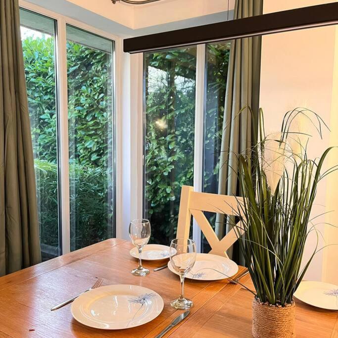 Space And Comfort In Summertown Oksford Zewnętrze zdjęcie